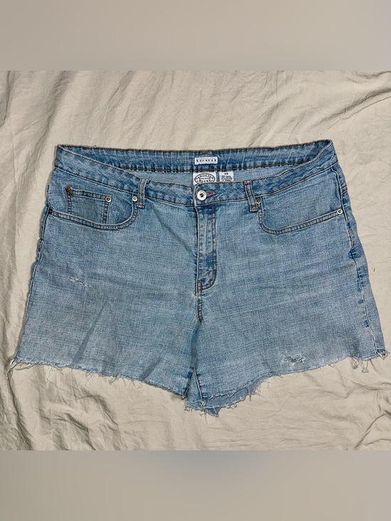 Carolina Blues Pants - Carolina Blues Plus - Light Wash Denim Cutoff Shorts with Frayed Hem sz.18w